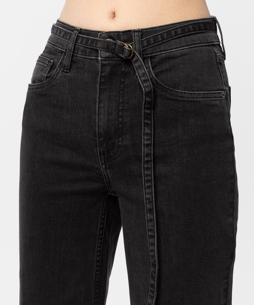 The Hennie Jean - Washed Black