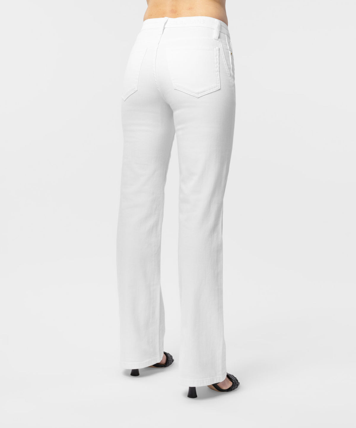The Vibeke Jean - Natural White
